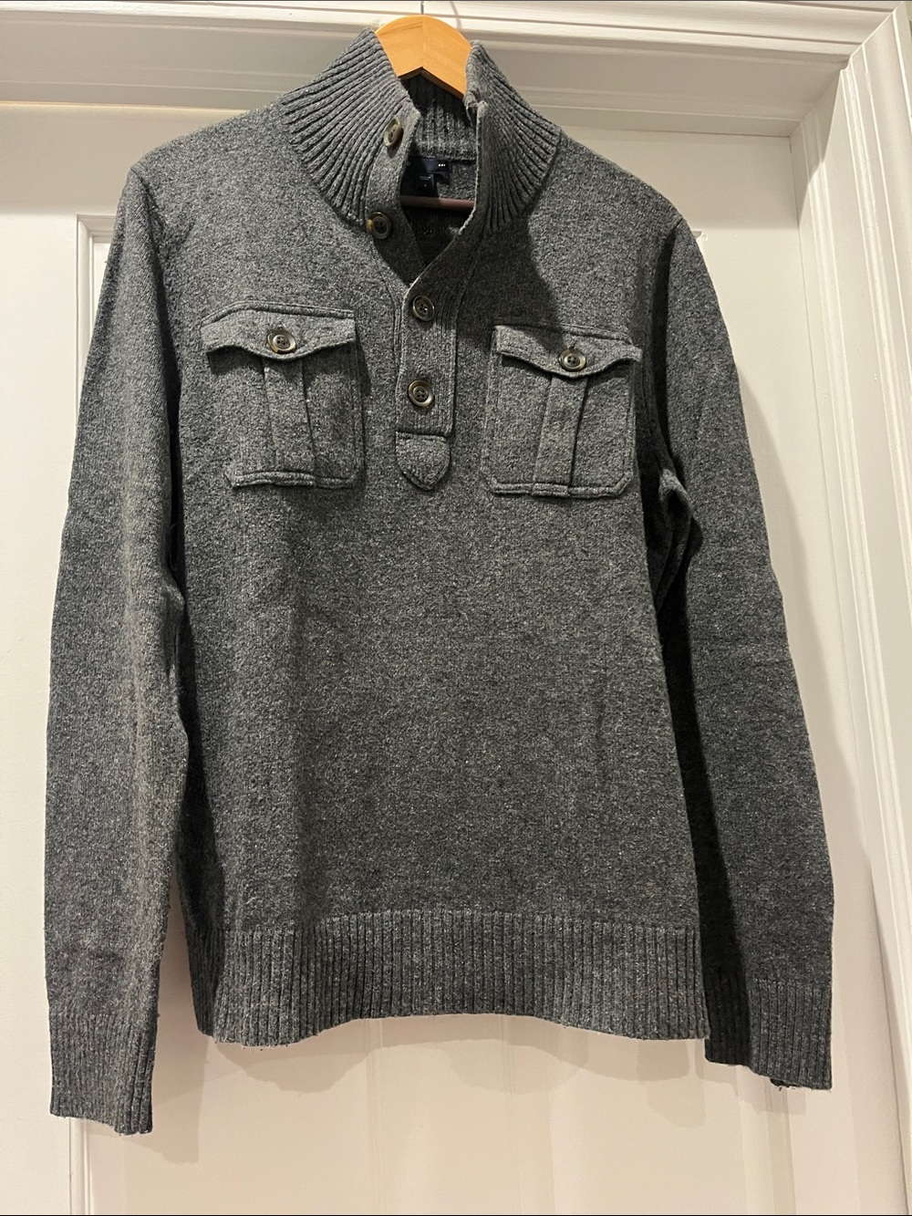 GAP Men's Charcoal Gray Zip-Button Pocket Sweater